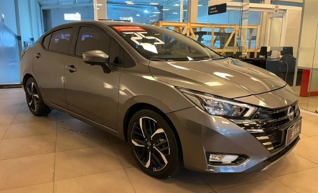 NISSAN VERSA 1.6 EXCLUSIVE 4P CVT