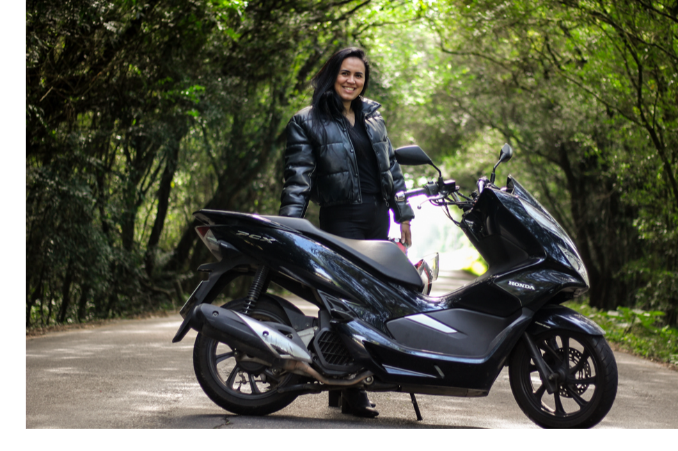 Mulheres na Categoria A, liberdade sobre duas rodas