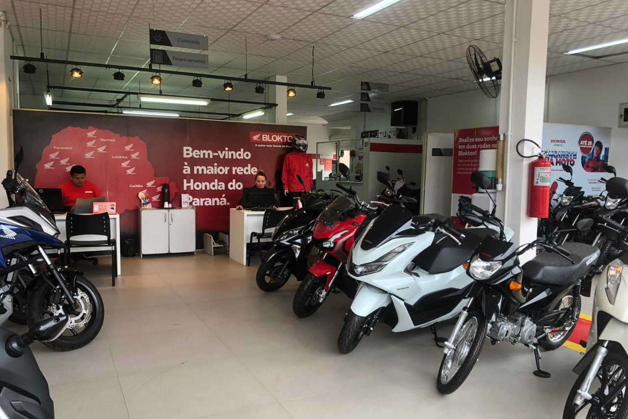 Loja Blokton de Almirante Tamandaré constrói histórias