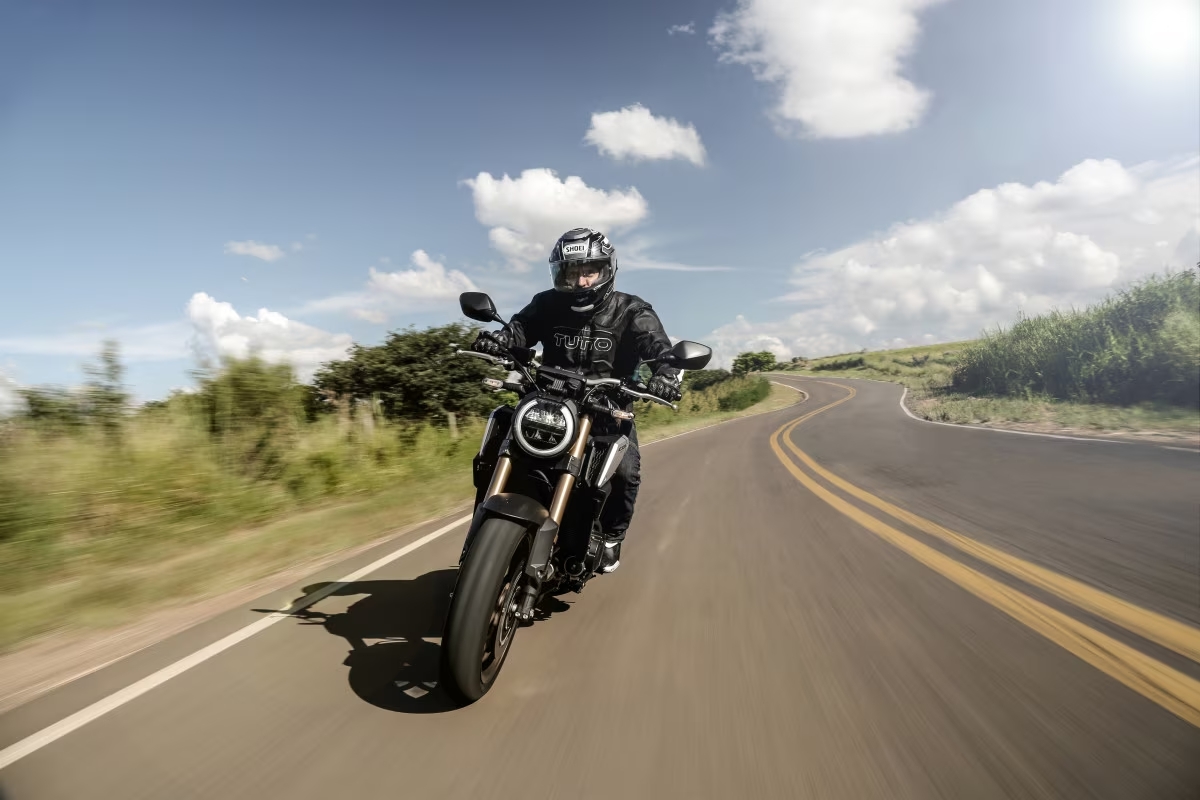 Honda Blokton da dicas sobre seguraça na estrada Honda Blokton da dicas sobre seguraça na estrada