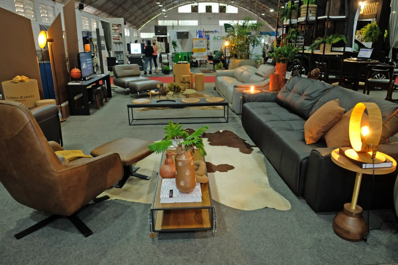 Os visitantes terão a oportunidade de conhecer os automóveis