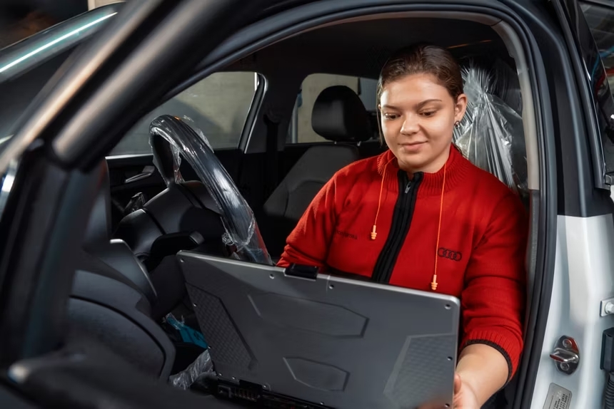 AUDI BASIC SERVICE