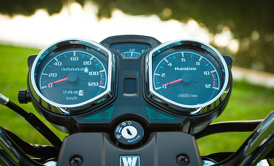 Suzuki-b10.jpg?v=1744224017?v=1744224187?v=1744224596?v=1744225543?v=1744225579