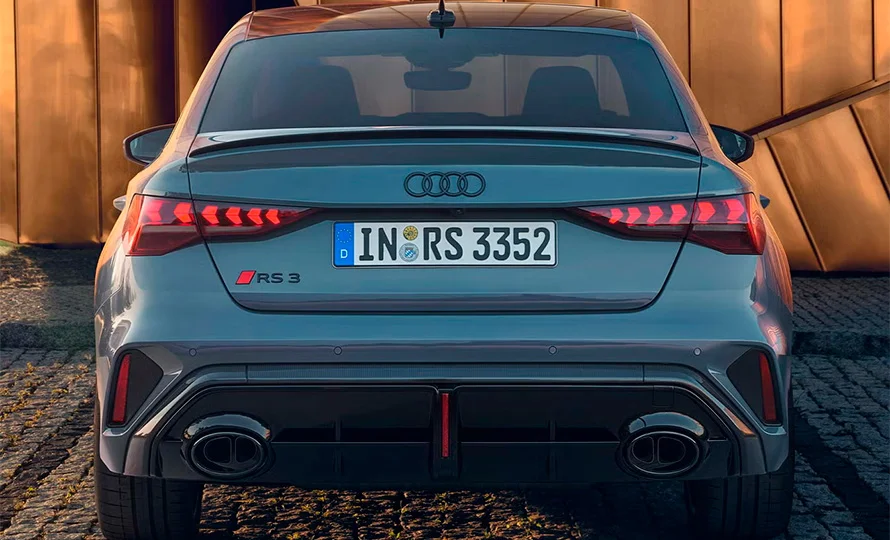 foto890_audi-rs3-destaques-conteudo%20%2812%29.webp.webp?v=1770651814?v=1771253844?v=1784550577