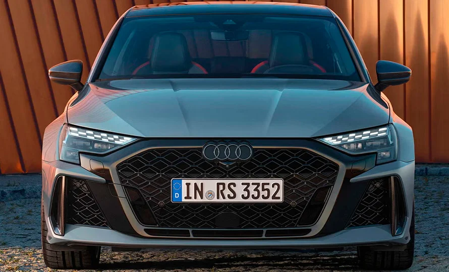 foto890_audi-rs3-destaques-conteudo%20%289%29.webp.webp?v=1770651814?v=1771253844?v=1784550577