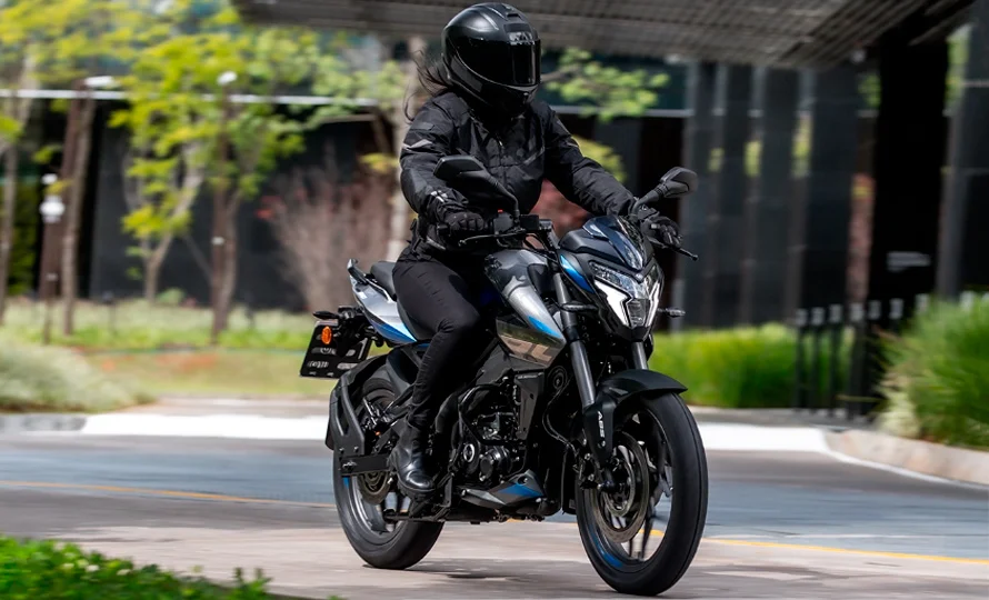 foto890_bajaj-dominar-ns160-conteudo-performance.webp.webp?v=1751640820