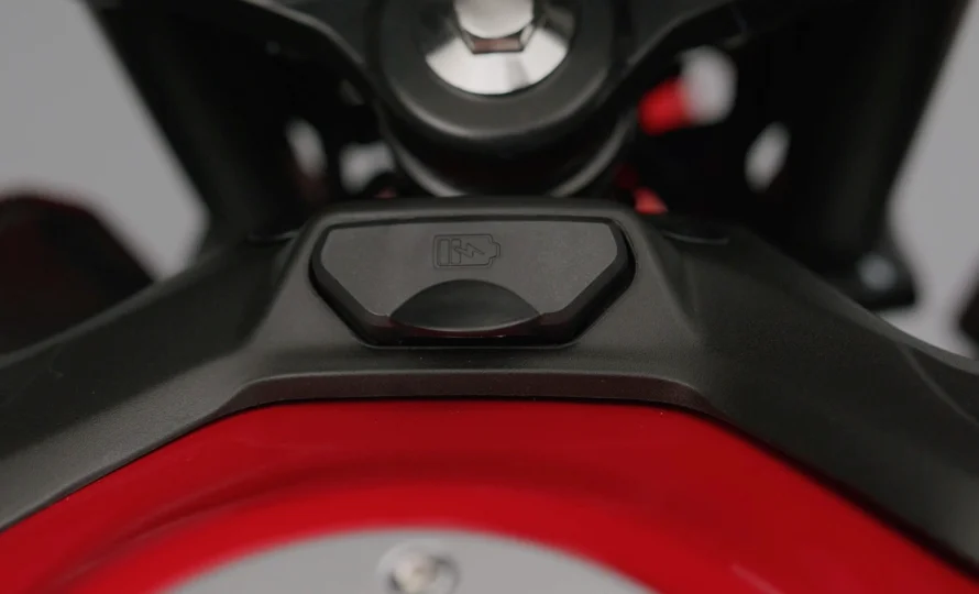 foto890_bajaj-pulsar-conteudo-performance5.webp.webp?v=1751640769