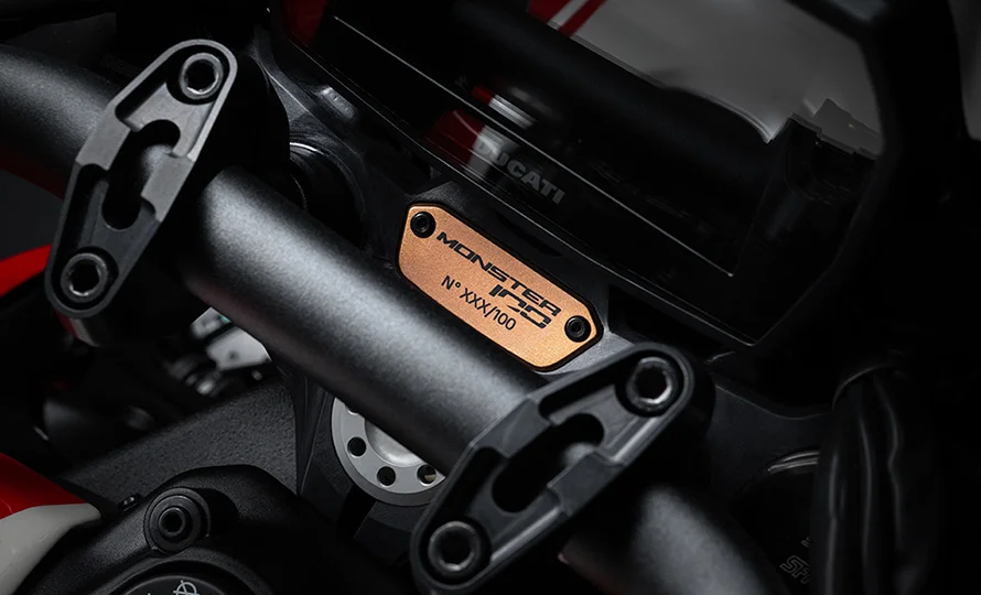 ducati-monster-100-conteudo-destaques%20%284%29
