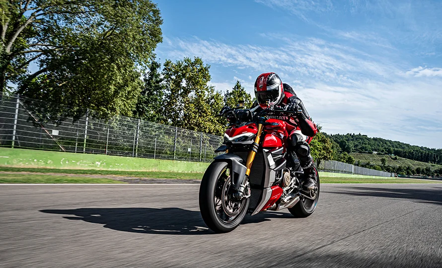 ducati-streetfighter-v4-s-conteudo%20%2814%29.webp?v=1779307173