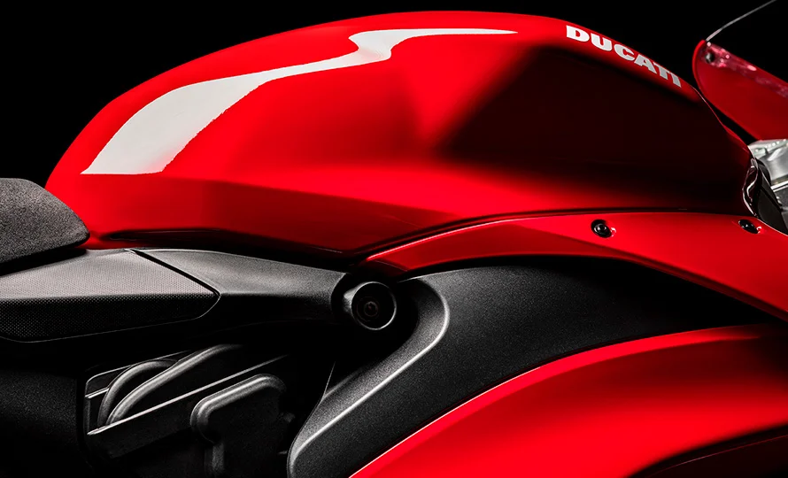 ducati-streetfighter-v4-s-conteudo%20%2833%29.webp?v=1779307173
