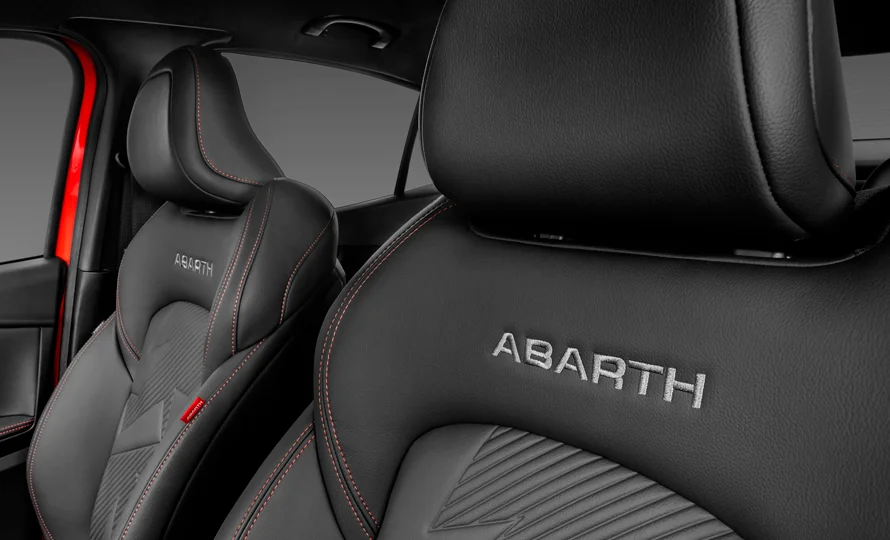 foto890_fiat-fastback-abarth-conteudo-interior-2.webp.webp?v=1751286095?v=1751287623?v=1751288527?v=1751289431?v=1751290156?v=1751290604?v=1751291411?v=17586