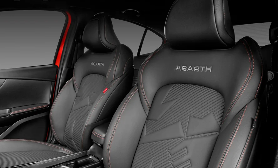 foto890_fiat-fastback-abarth-conteudo-interior-4.webp.webp?v=1751286095?v=1751287623?v=1751288527?v=1751289431?v=1751290156?v=1751290604?v=1751291411?v=17586