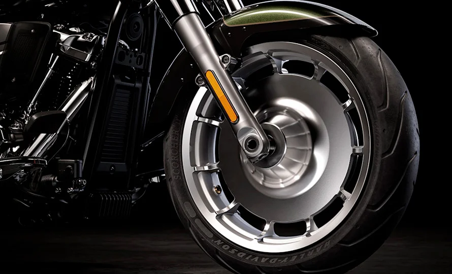 foto890_harleydavidson-fatboy-conteudo-design%20%282%29.webp