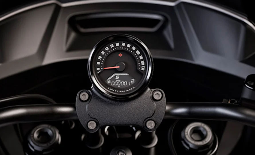 foto890_harleydavidson-lowriderst-conteudo-inovacao%20%283%29.webp