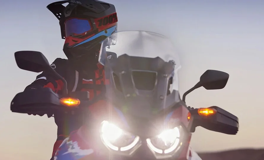 foto890_honda-crf1100l-desing-conteudo%20%287%29.webp.webp?v=1770310367?v=1770311495?v=1770823247