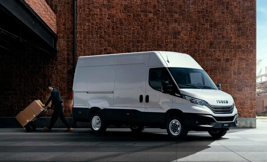 foto890_iveco-daily-furgao-conteudo-1.webp