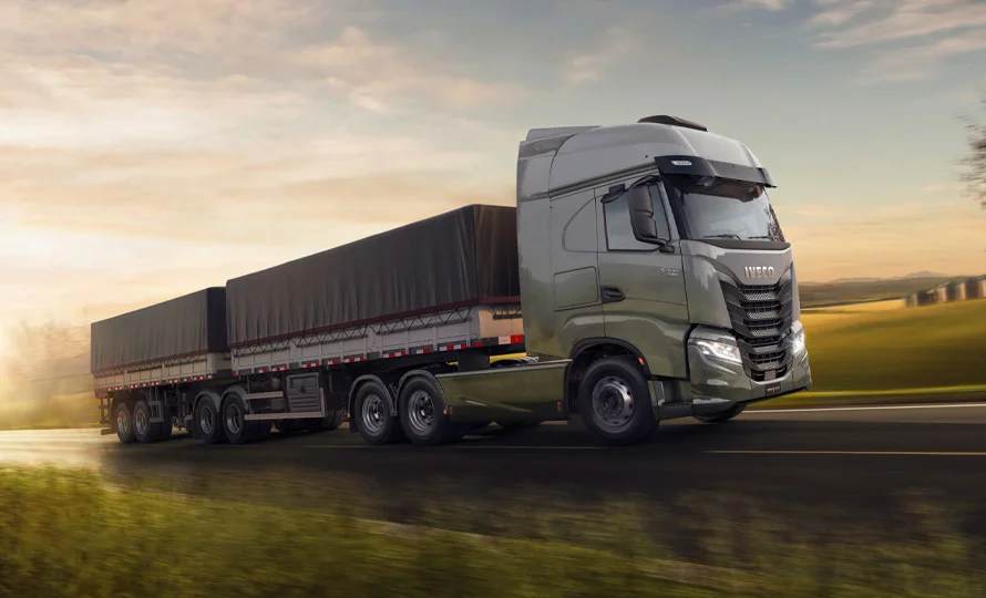 foto890_iveco-sway4x2-conteudo-7.webp