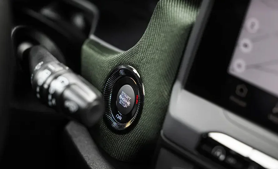 foto890_jeep-renegade-conteudo-conforto%20%286%29.webp.webp?v=1774985146?v=1774985857?v=1774986978?v=1774990548?v=1775481235?v=1775488561?v=1775594747?v=1776351508