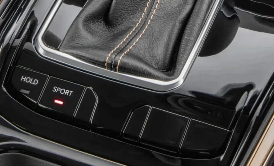 foto890_jeep-commander-conteudo-performance-3.webp.webp?v=1755621841?v=1755622833?v=1755626077?v=1755626602?v=1755626831?v=1755626983?v=1755627132?v=1776080157?v=