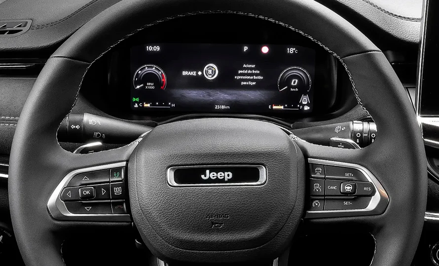 foto890_jeep-commander-conteudo-tecnologia-4.webp.webp?v=1755609048?v=1755610675?v=1755614669?v=1755615919?v=1755616292?v=1755620661?v=1755621449?v=1755621841?v=1