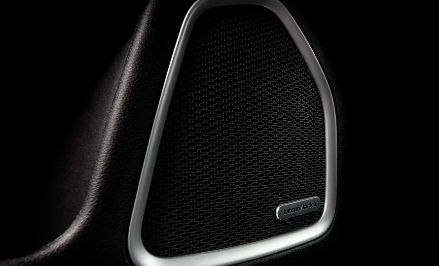 foto890_jeep-commander-conteudo-tecnologia-6.webp.webp?v=1755609048?v=1755610675?v=1755614669?v=1755615919?v=1755616292?v=1755620661?v=1755621449?v=1755621841?v=1
