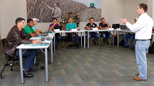 Treinamento Treinamento