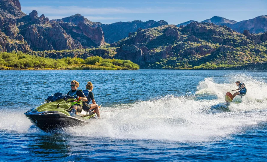 foto890_kawasaki-jetski310lx-recursos-conteudo%20%284%29.webp
