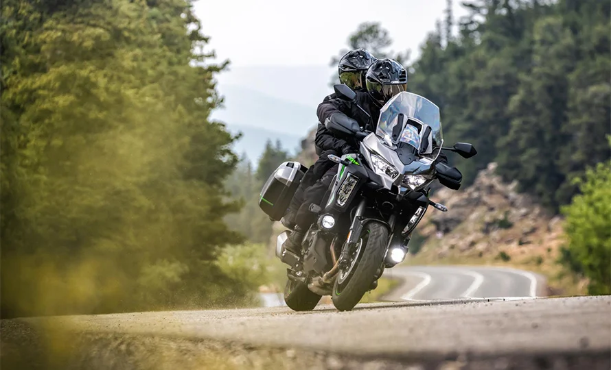 foto890_kawasaki-versys1100se-recursos-conteudo%20%282%29.webp.webp?v=1764507788?v=1764509845?v=1766001051?v=1767815279?v=1786452967