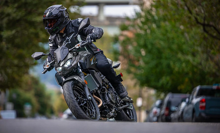 kawasaki_11.webp?v=1786450852