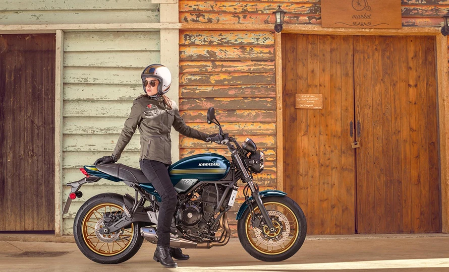 kawasaki_10.webp?v=1786356781?v=1786356935?v=1786357036?v=1786359008?v=1786359814
