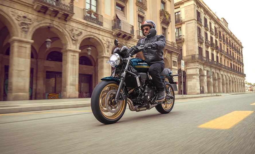 kawasaki_9.webp?v=1786356781?v=1786356935?v=1786357036?v=1786359008?v=1786359814