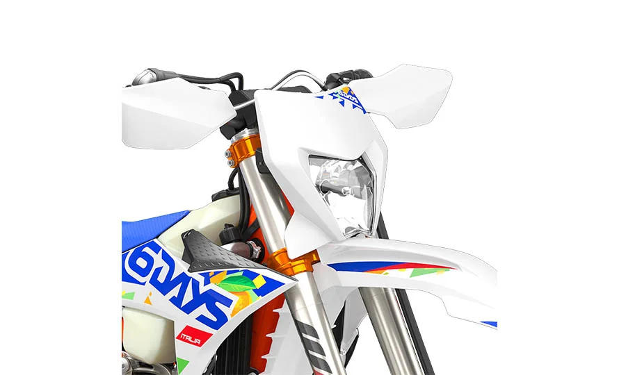foto890_krm-350excf-mantendoemmovimento-conteudo.webp.webp?v=1765895083