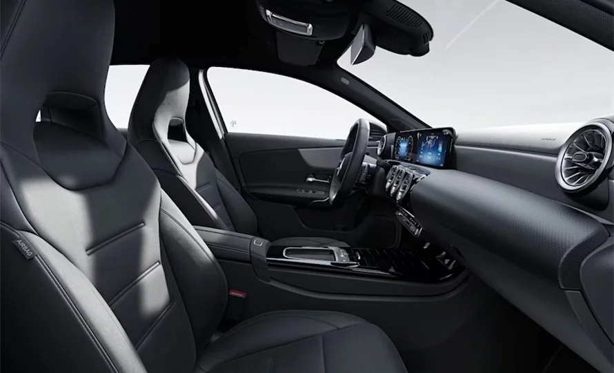 foto890_mercedes-a45-interior-conteudo%20%285%29.webp.webp?v=1768421919?v=1768422276?v=1768424558