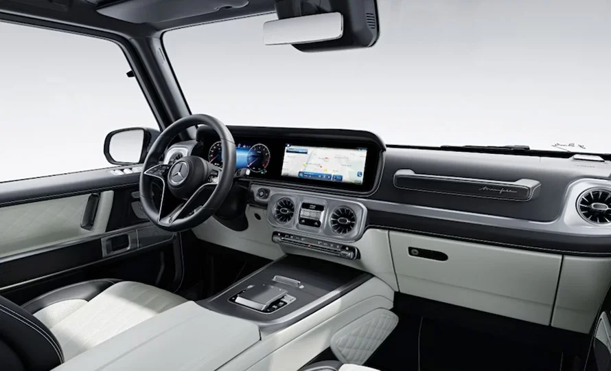 foto890_mercedes-classeg-g63-interior-conteudo%20%286%29.webp.webp?v=1768403427?v=1768403507?v=1768404002?v=1768422197?v=1773317585