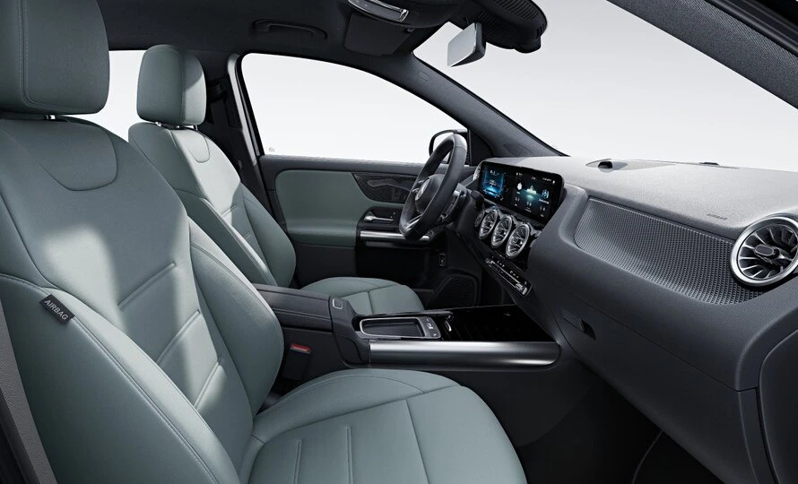foto890_amg-gla-28-rhap