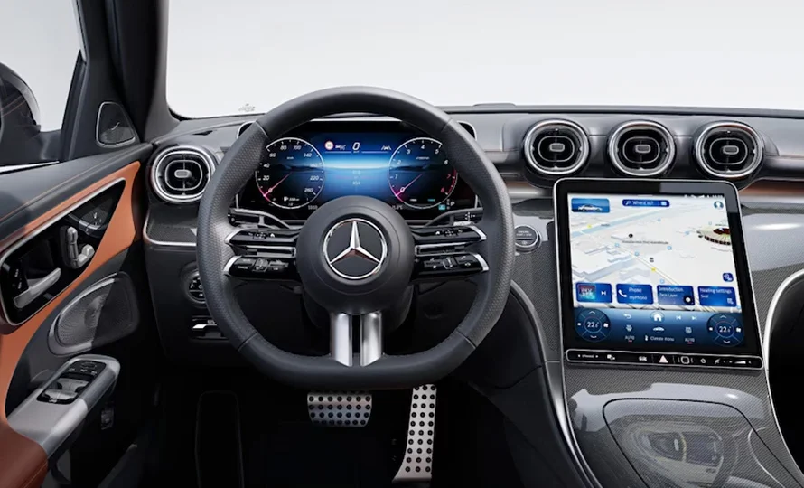 foto890_mercedes-classe-c-sedan-conteudo-seguran%C3%A7a%20%281%29.webp