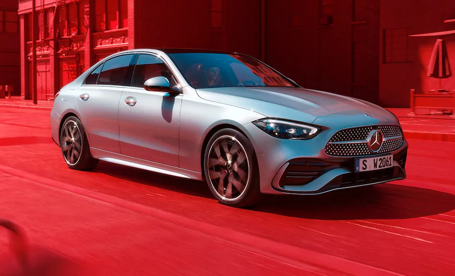 foto890_mercedes-classe-c-sedan-destaques%20%281%29.webp