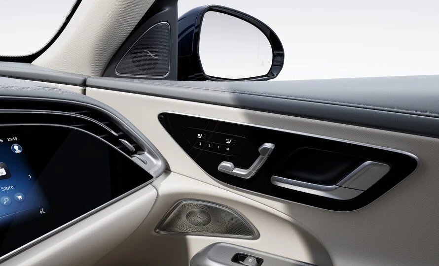foto890_classe-e-sedan-16-pktv