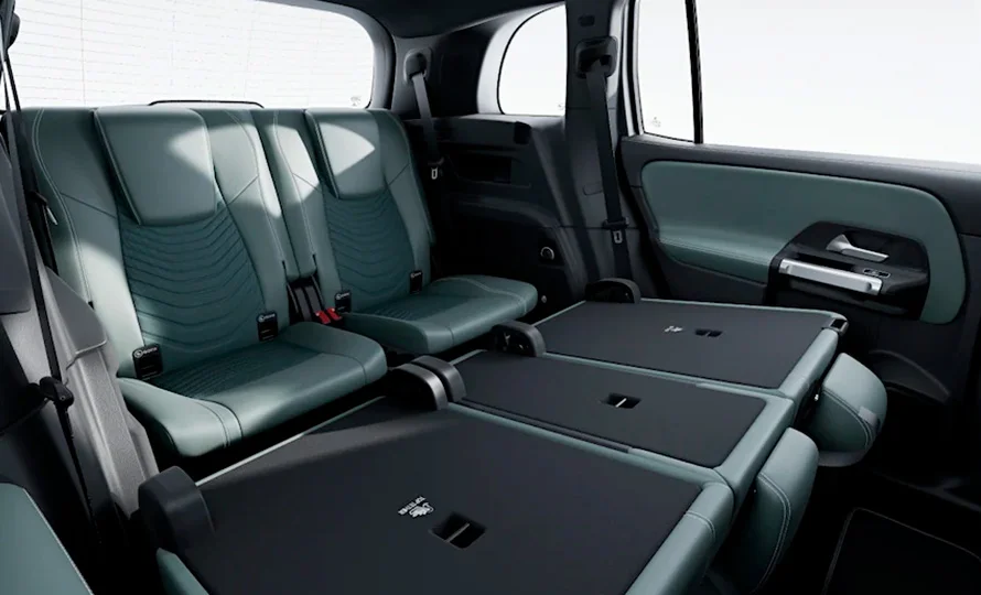 foto890_mercedes-glb-conteudo-interior%20%281%29.webp