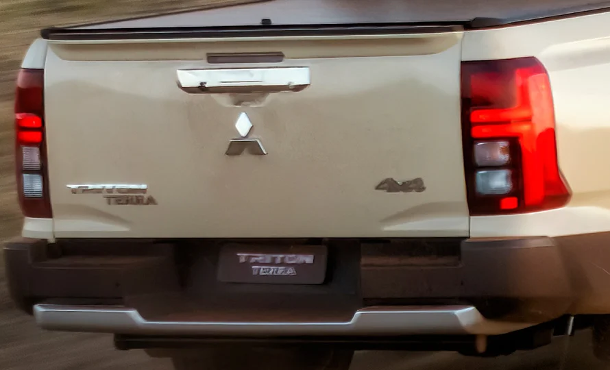 mitsubishi-triton-terra-conteudo-design%20%288%29.webp?v=1780499785?v=1780500047