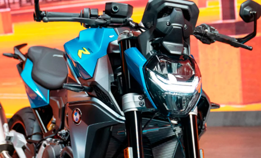 foto890_motorrad-f900r-conteudo-destaques%20%284%29.webp.webp?v=1772185640?v=1772186697