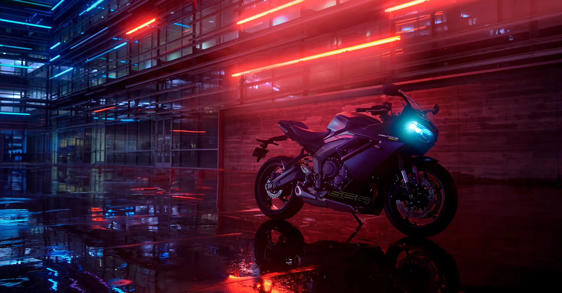 banner_desktop_desk-nova-daytona-660.webp