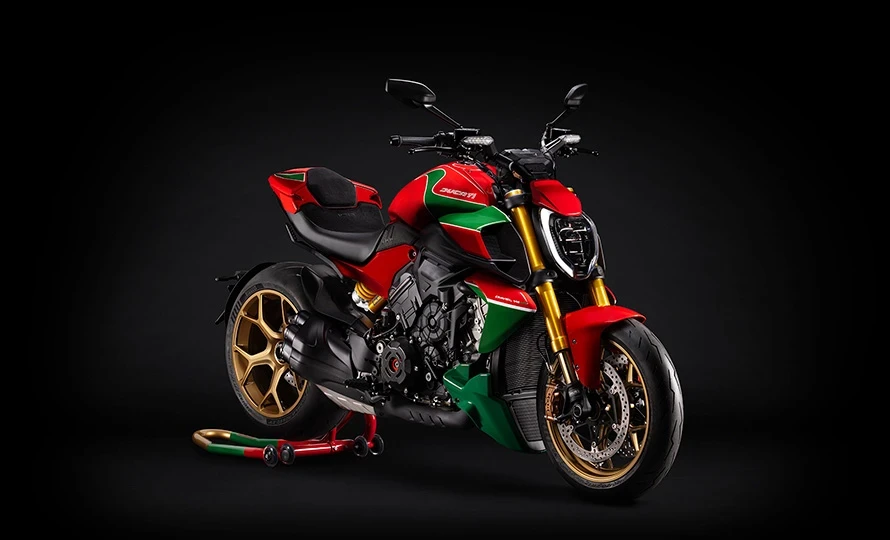 ducati.diavel-v4-rs-100.foto50500_890