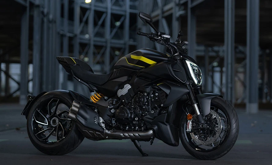 ducati.diavel-v4.foto50364_890