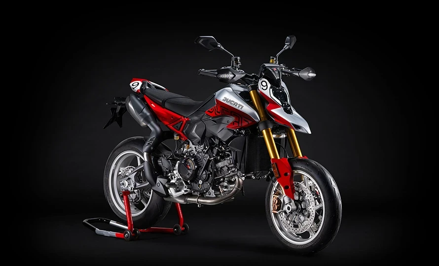 ducati.hypermotard-v2-sp-100.foto50512_890