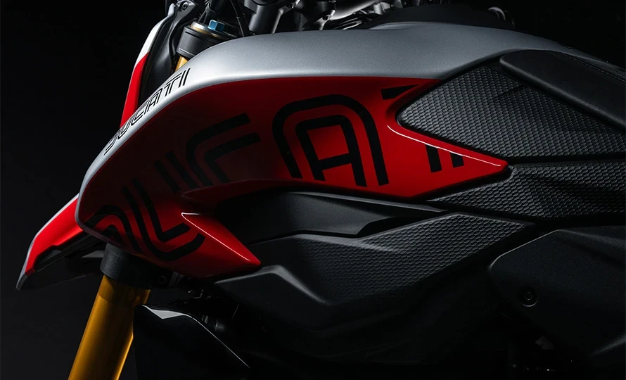 ducati.hypermotard-v2-sp-100.foto50517_890