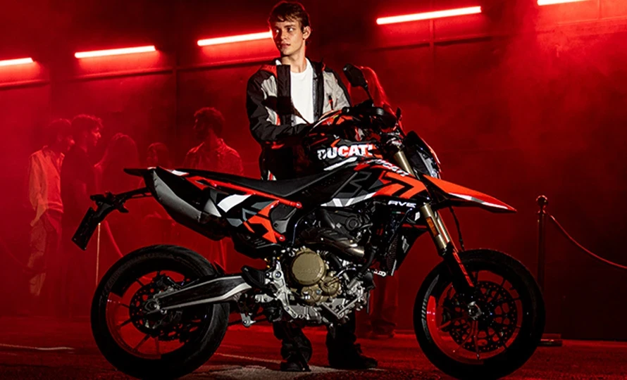 ducati.hypermotard.foto50038_890