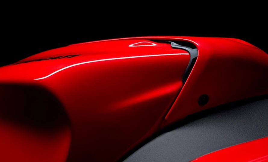 ducati.panigale-v4-s.foto50429_890