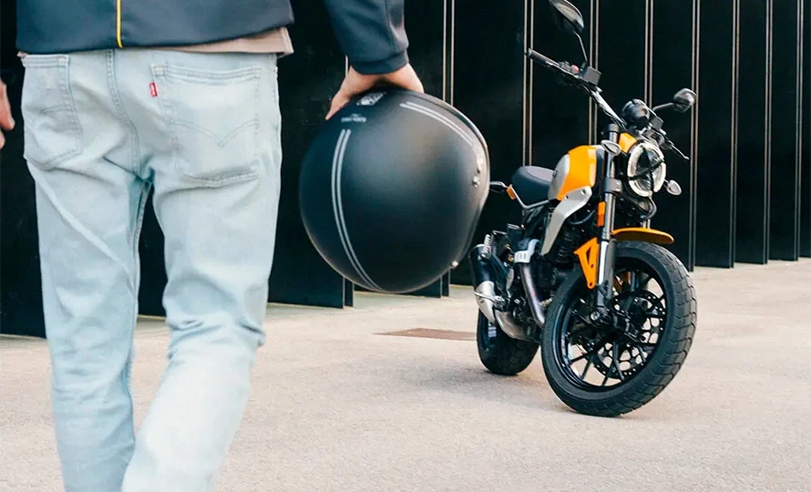 ducati.scrambler-icon.foto50175_890