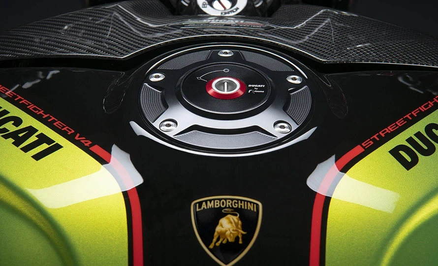 ducati.streetfighter-v4-lamborghini.foto50407_890